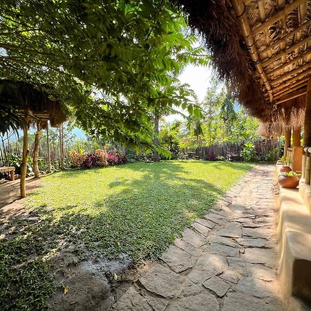 The Mudhouse Marayoor Hotel Munnar Bagian luar foto
