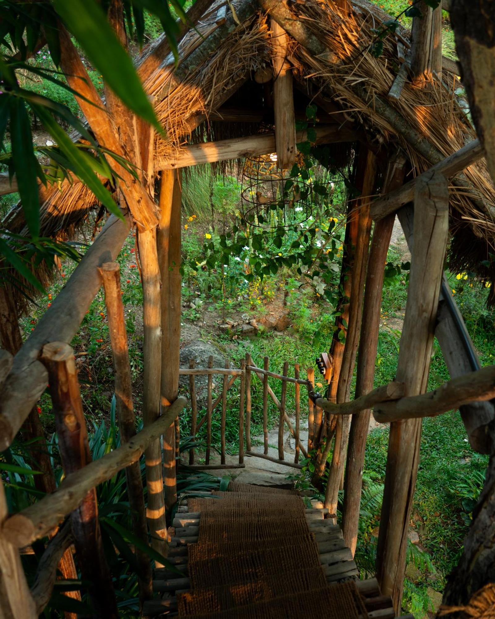 The Mudhouse Marayoor Hotel Munnar Bagian luar foto