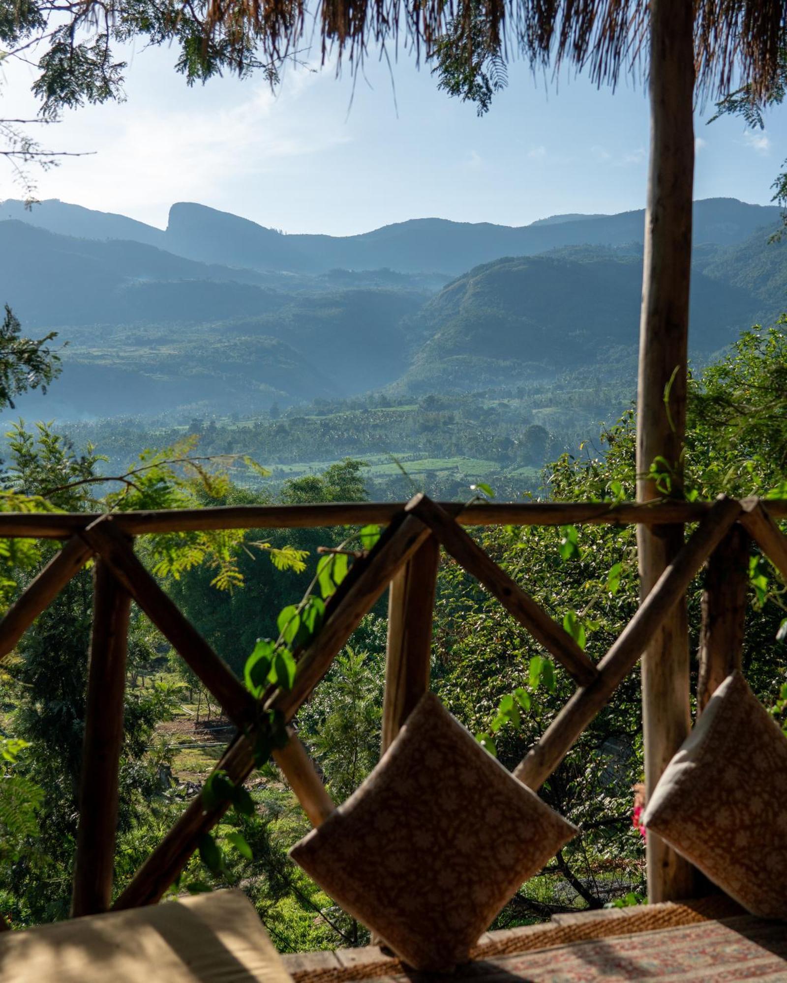The Mudhouse Marayoor Hotel Munnar Bagian luar foto