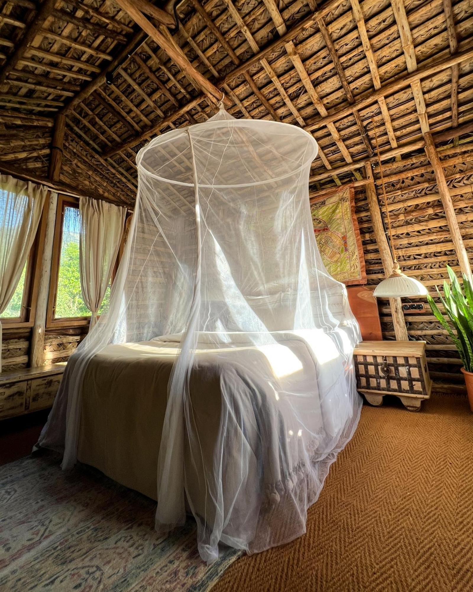 The Mudhouse Marayoor Hotel Munnar Bagian luar foto